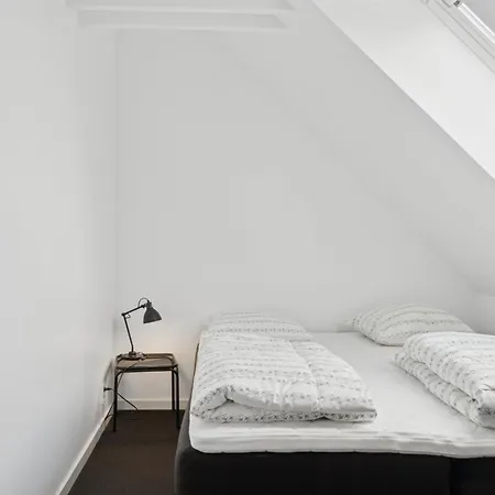 Carola - 1km From The Sea By Interhome *